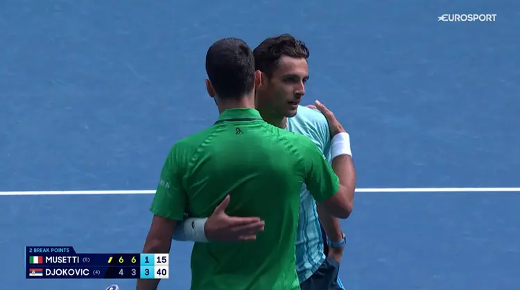 Đoković bio na konopcima, Muzeti mu predao meč na 2-0!